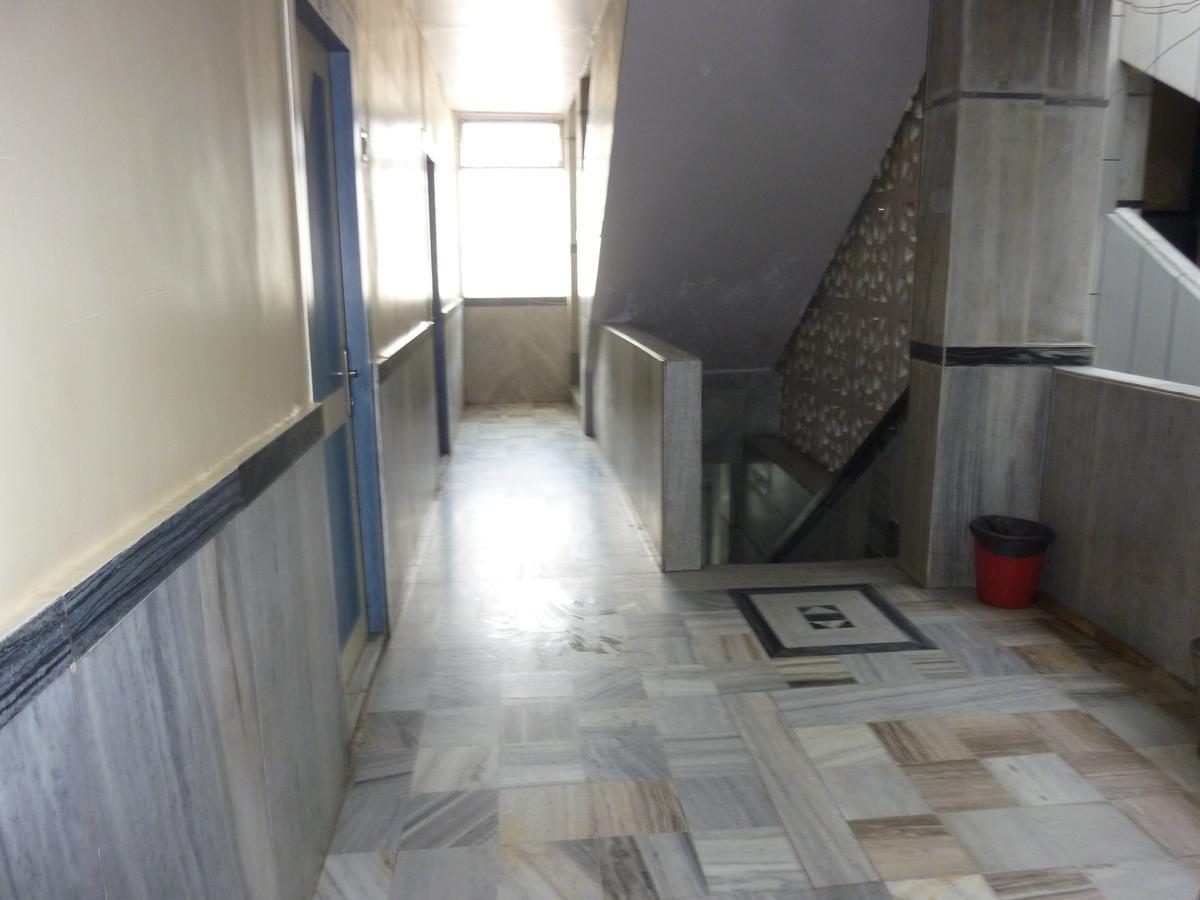 Hotel Stars Mumbai Bagian luar foto