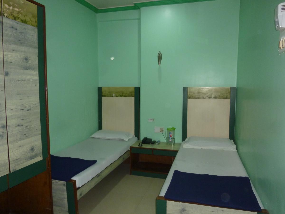 Hotel Stars Mumbai Ruang foto